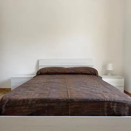 Apartament Mayra House *