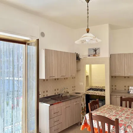 דירה Mayra House